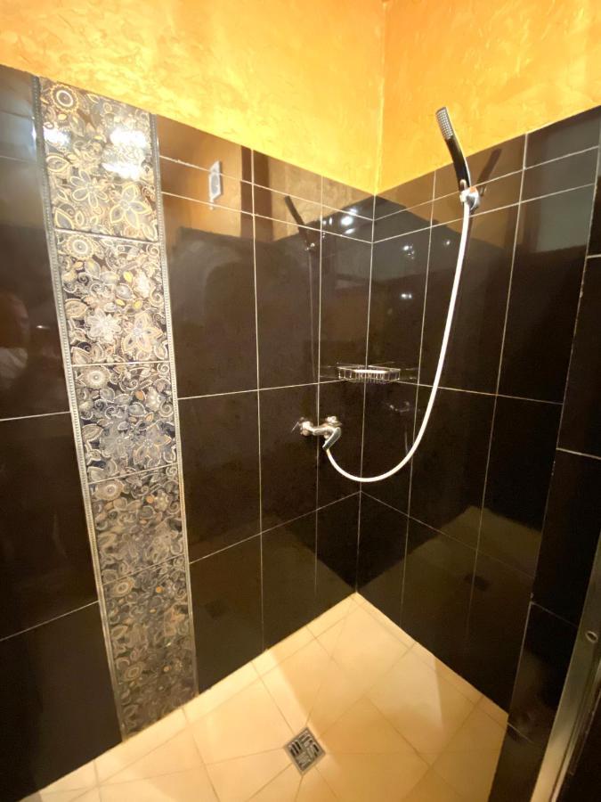 Апартаменти На Вул. Лесі Українки 19/4 Lviv Kültér fotó