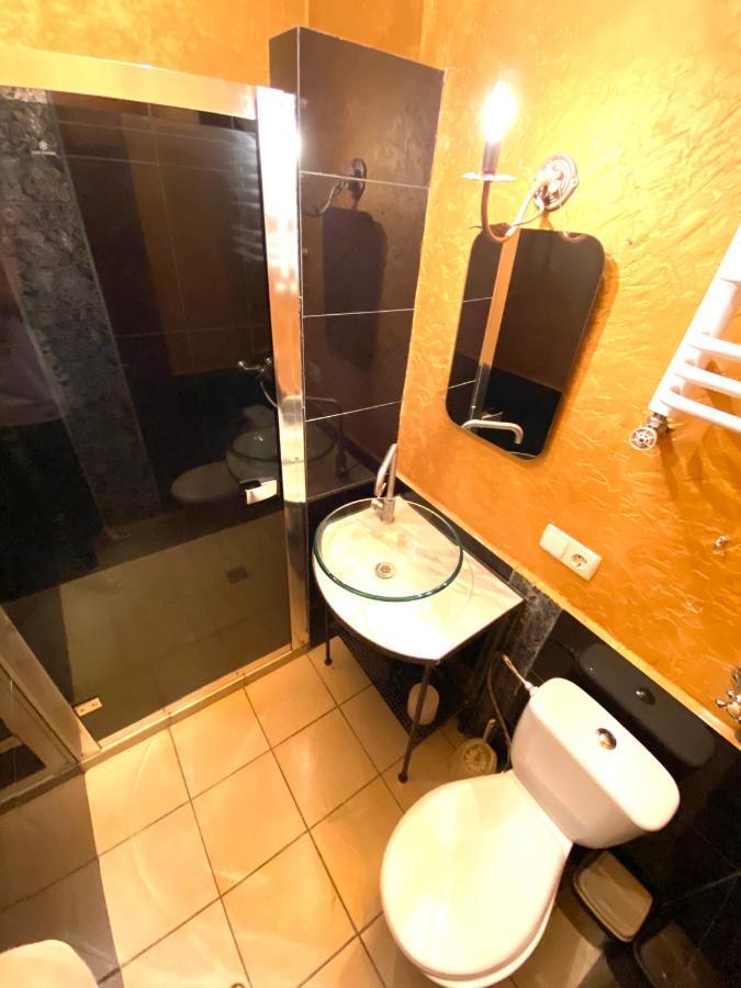 Апартаменти На Вул. Лесі Українки 19/4 Lviv Kültér fotó